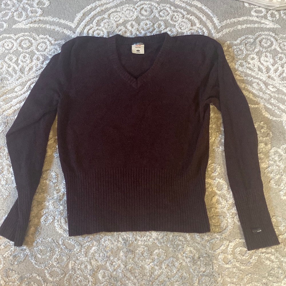 Columbia sweater